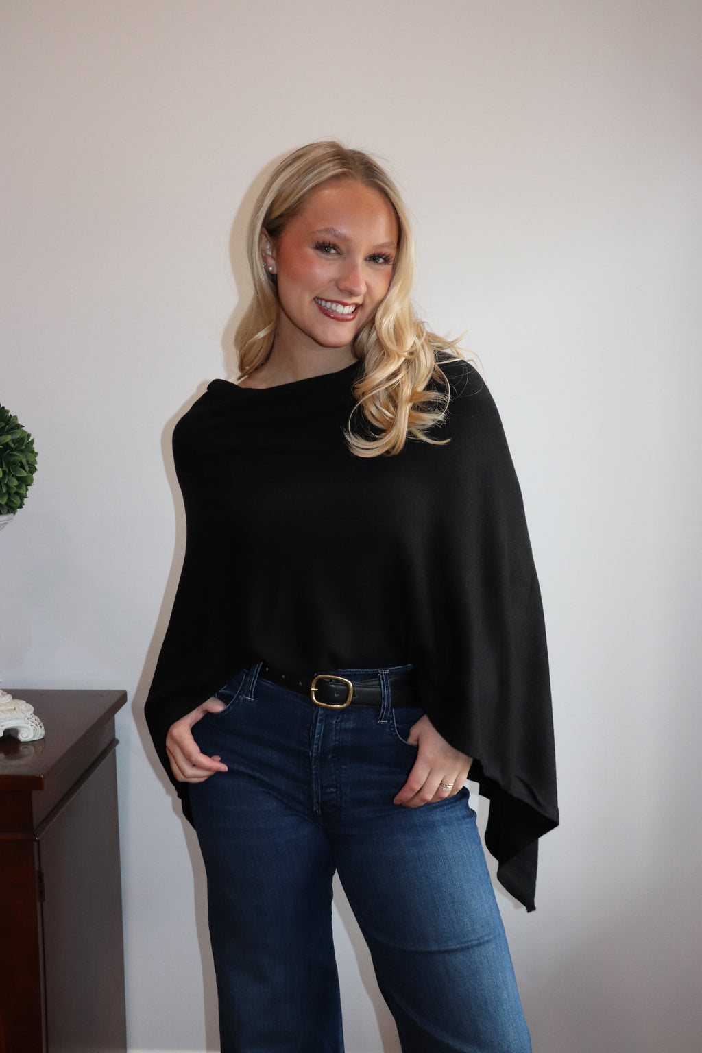 London Knit Poncho - Black