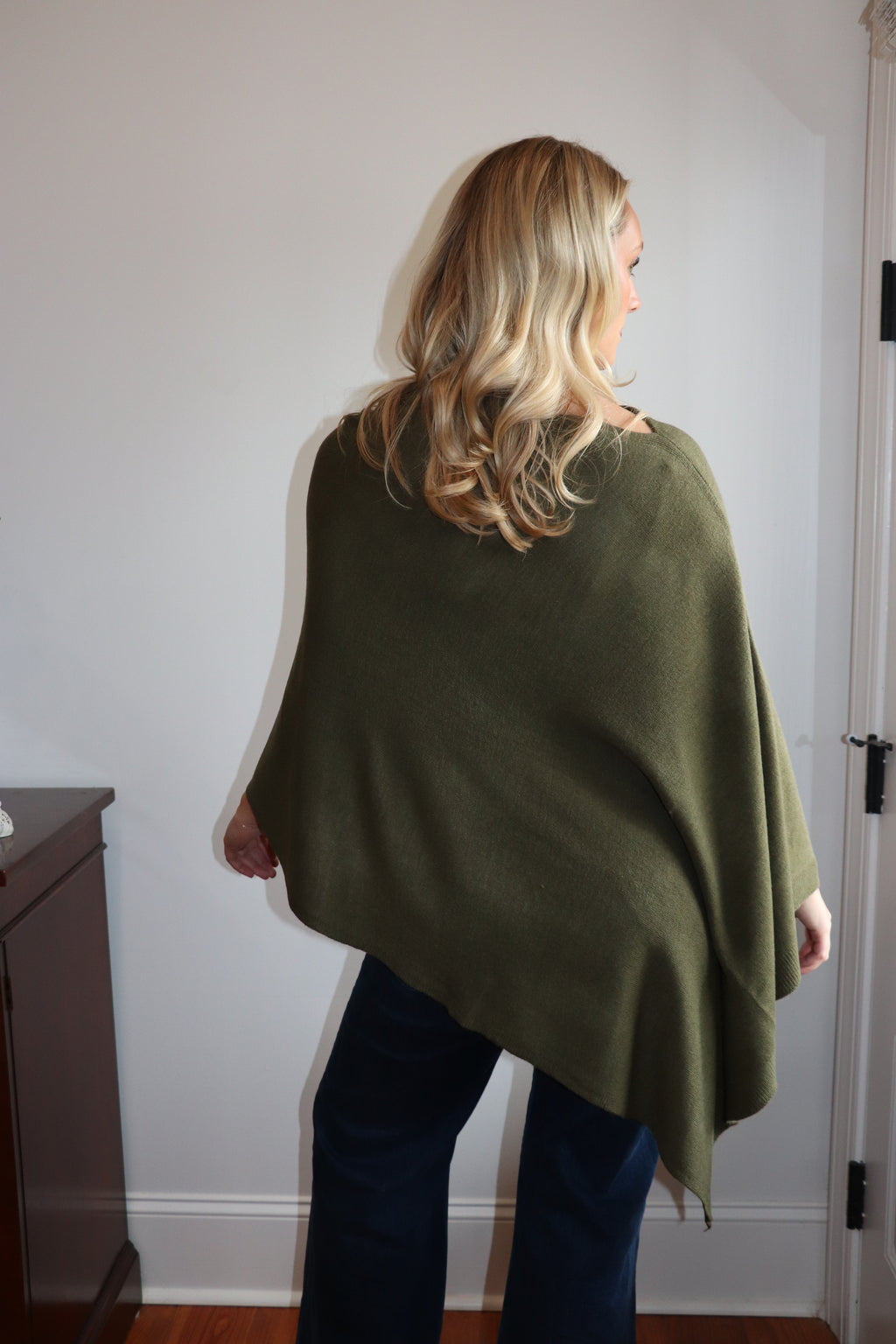 London Knit Poncho - Olive