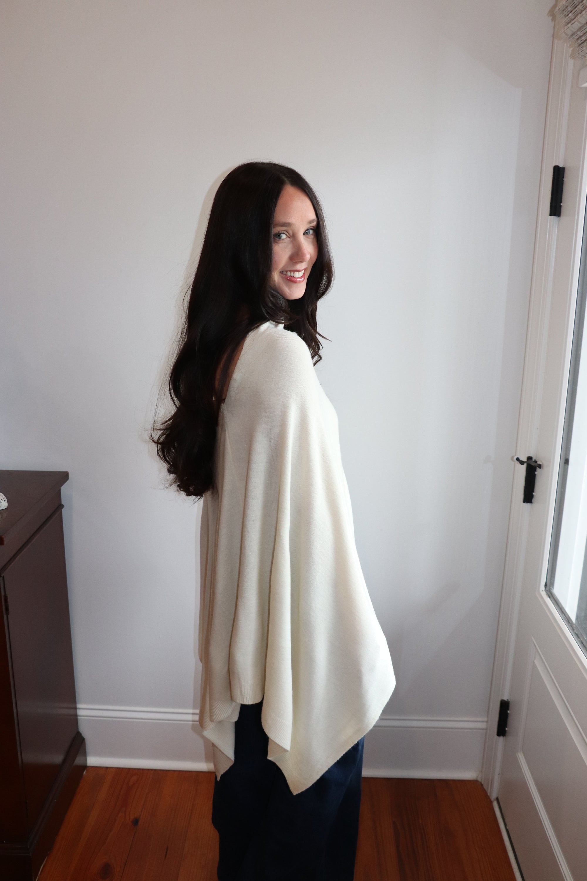 London Knit Poncho - Ivory