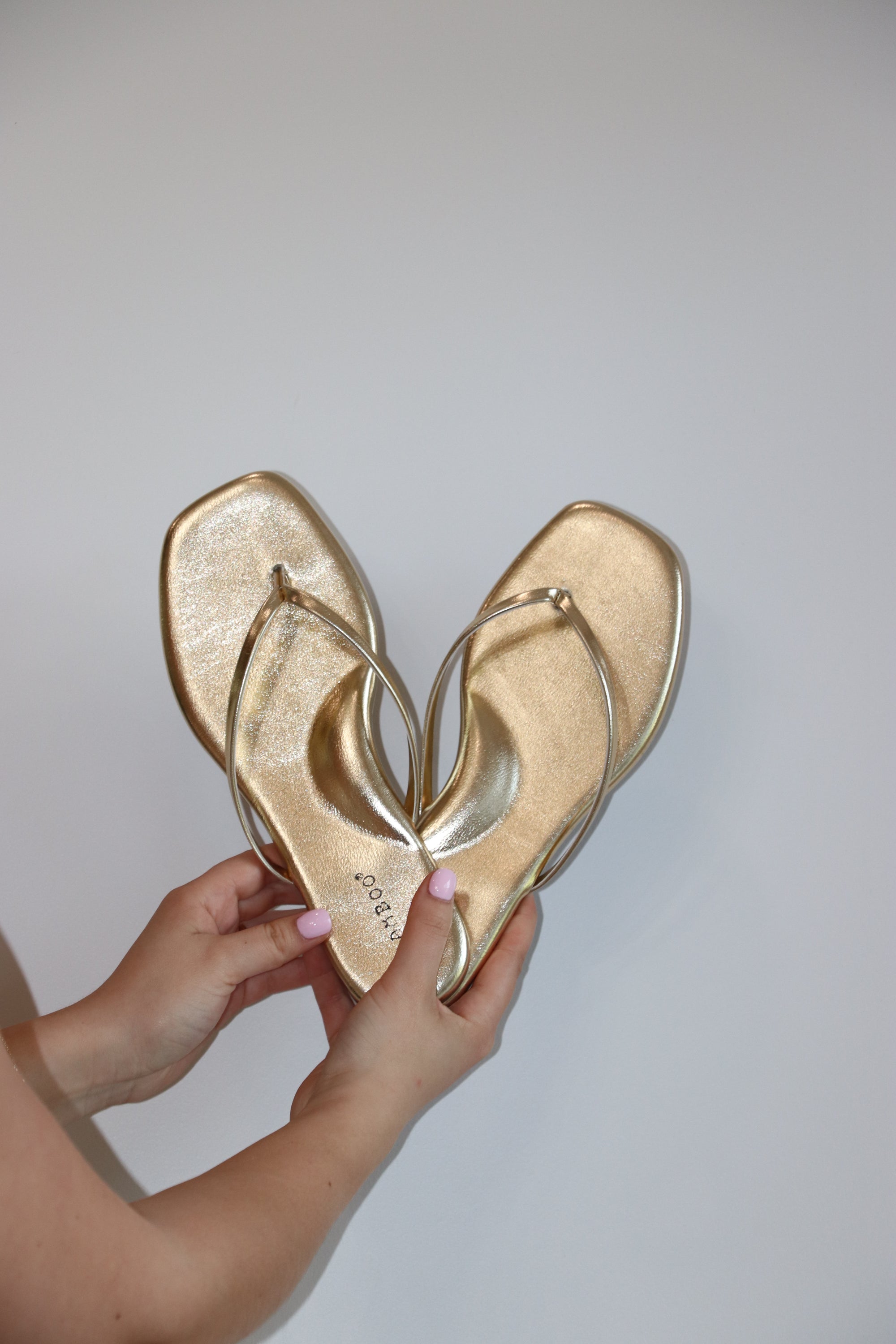 Sunny Flip Flop - Gold