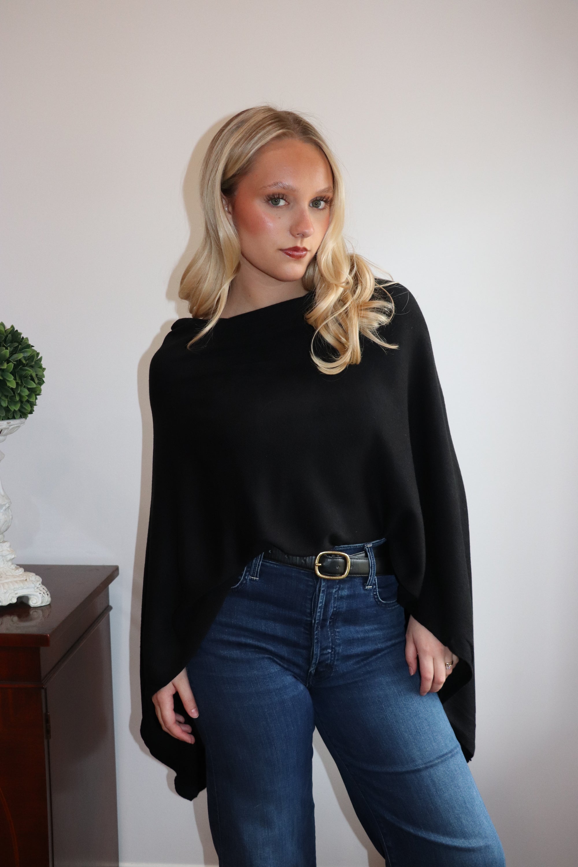 London Knit Poncho - Black