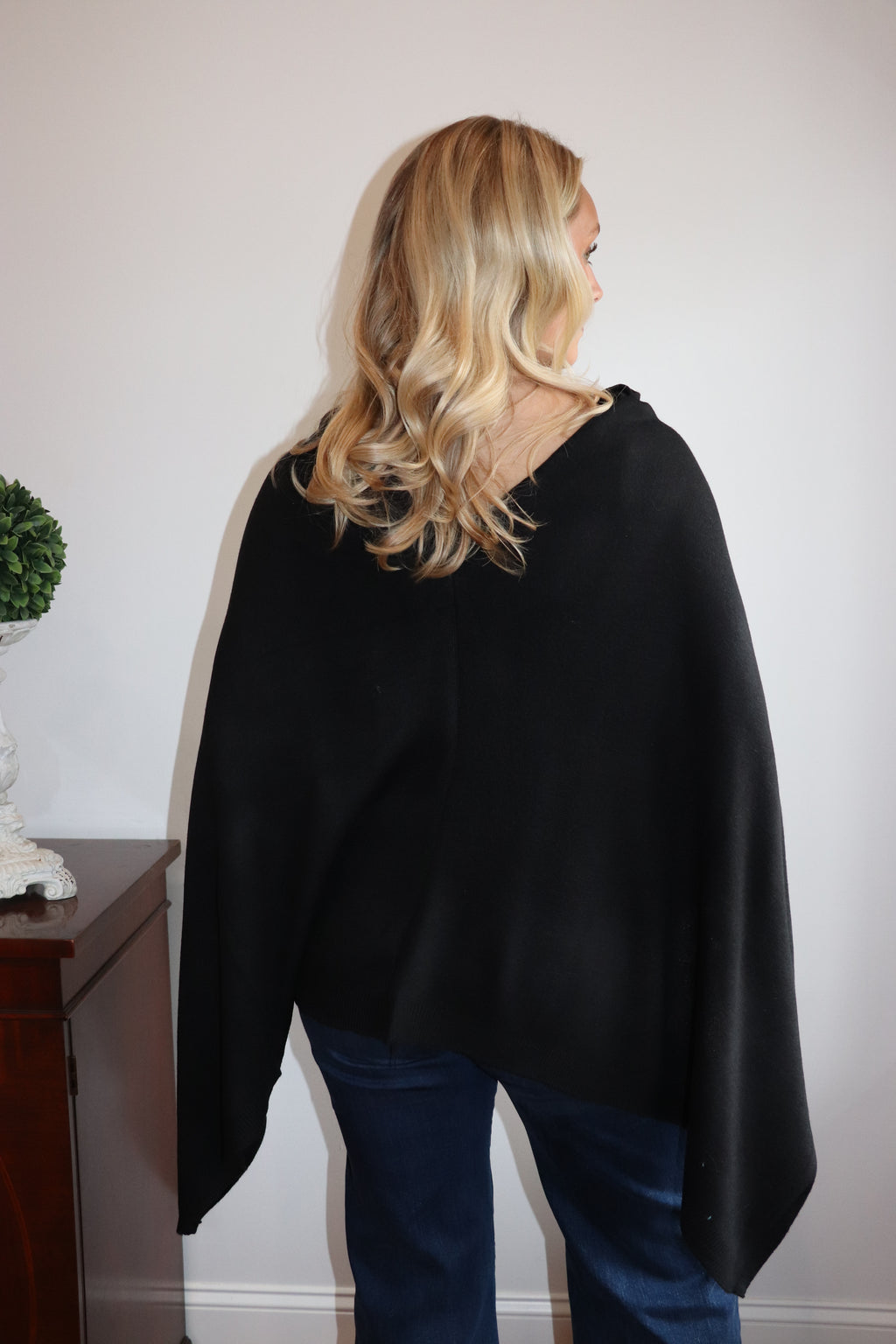 London Knit Poncho - Black