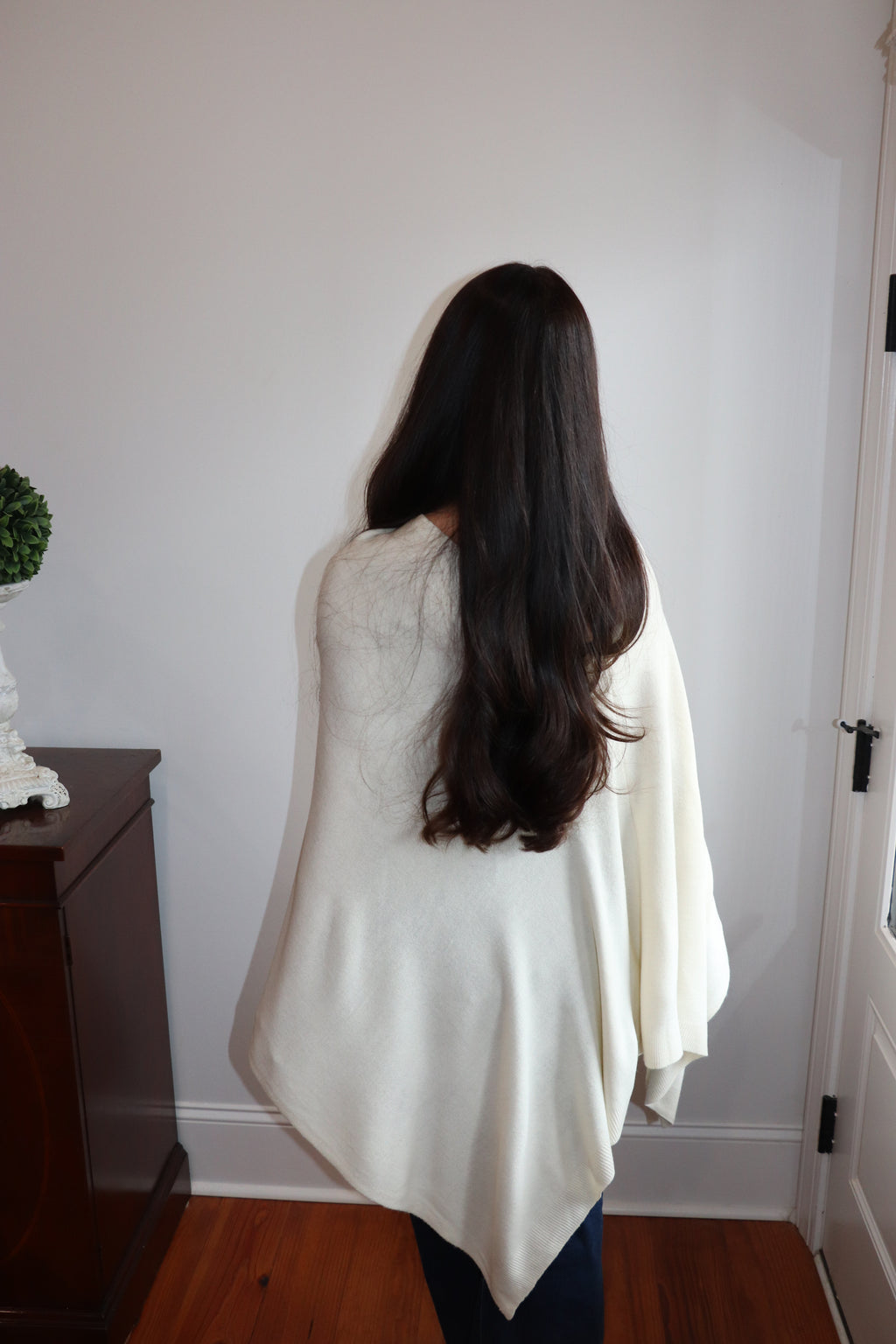 London Knit Poncho - Ivory