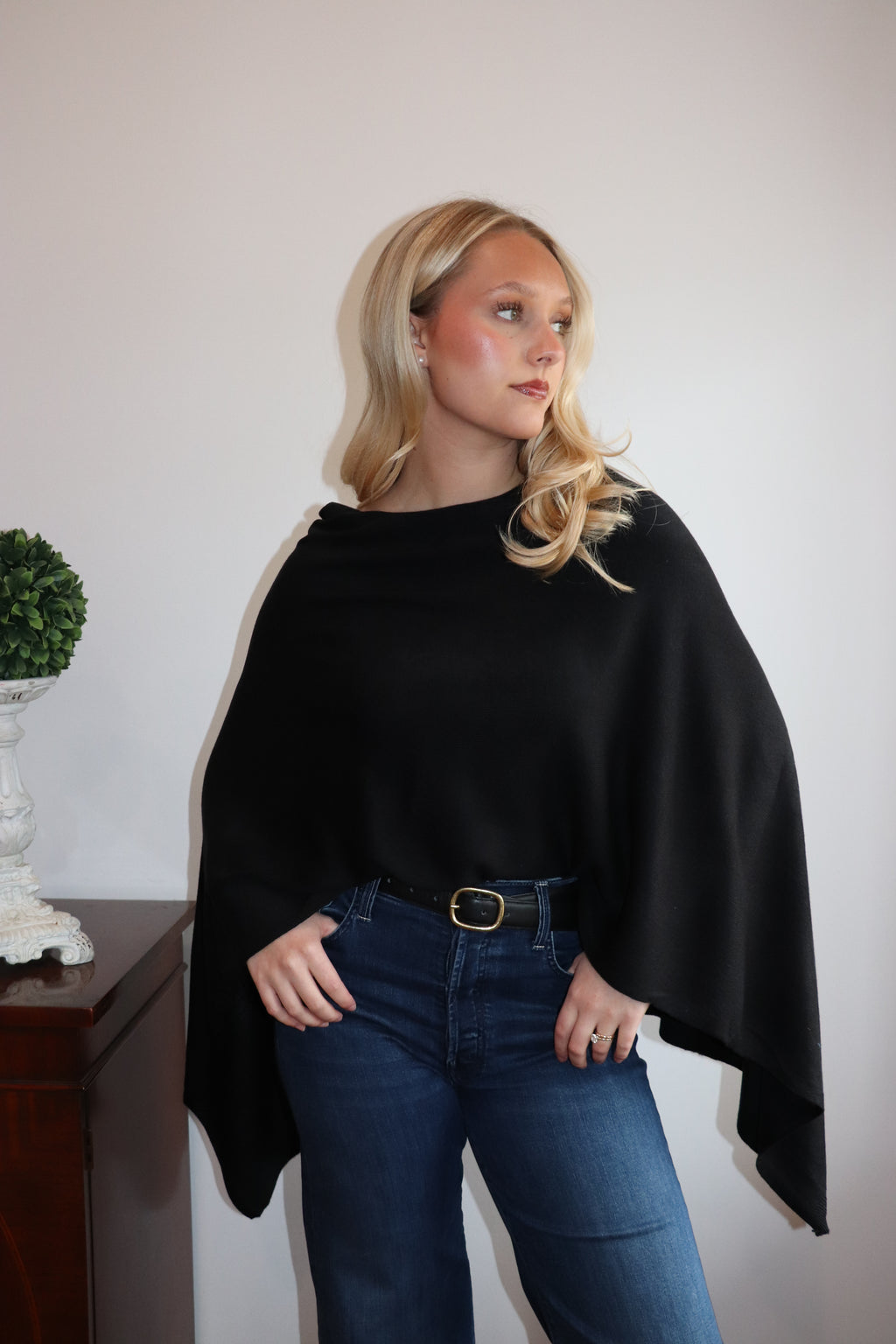 London Knit Poncho - Black