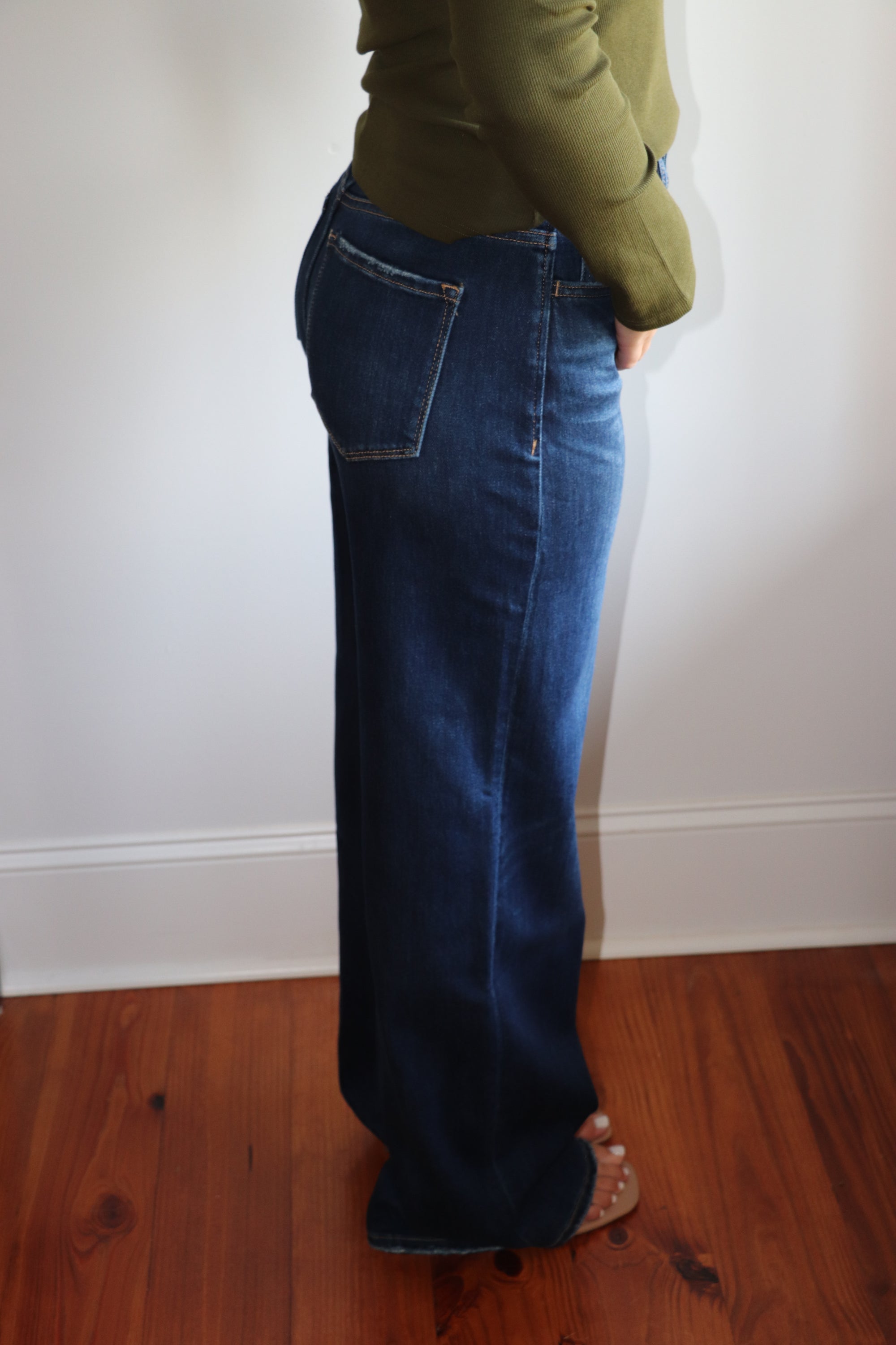 Diane Wide-Leg Jean