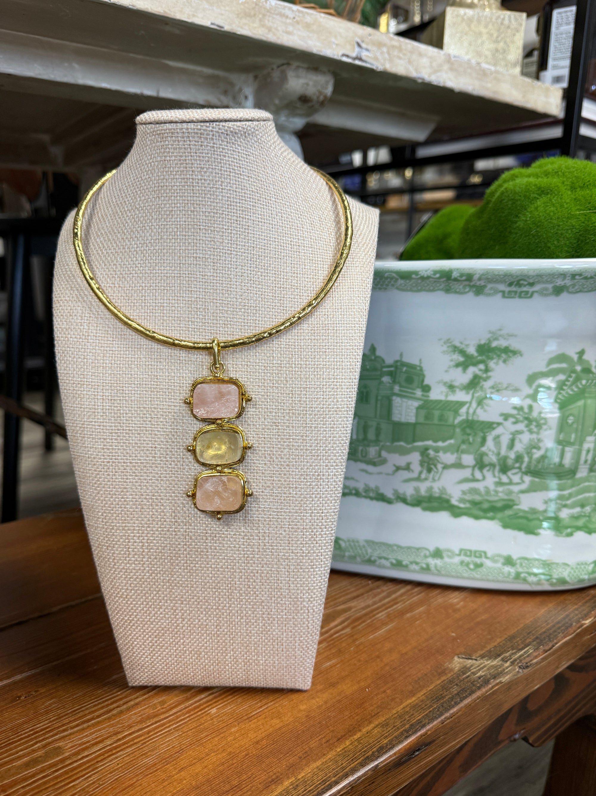 Lydia Necklace - Blush